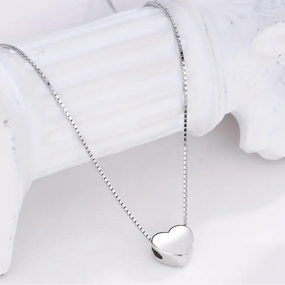 925 Sterling Silver 3D Heart-Shaped Pendant Simple Love Clavicle‎ Chain😍♥️ - Picture 4 of 6